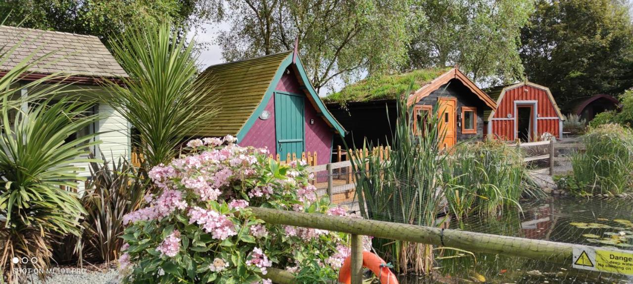 Apartament Seaways Glamping, Redwood Driffield Zewnętrze zdjęcie